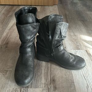 Black Boot size 9